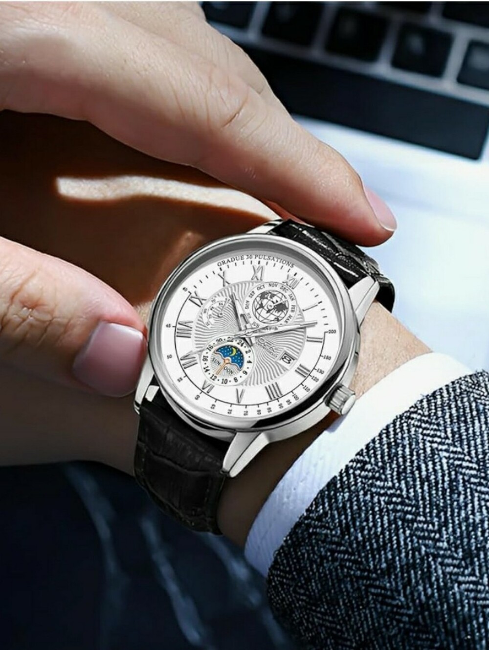 Men's Black Silver Leather Strap Watch Water Resistant